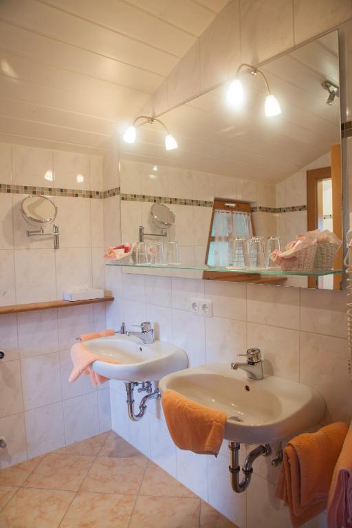 Hotel Der Seehof Hauzenberg Zimmer foto